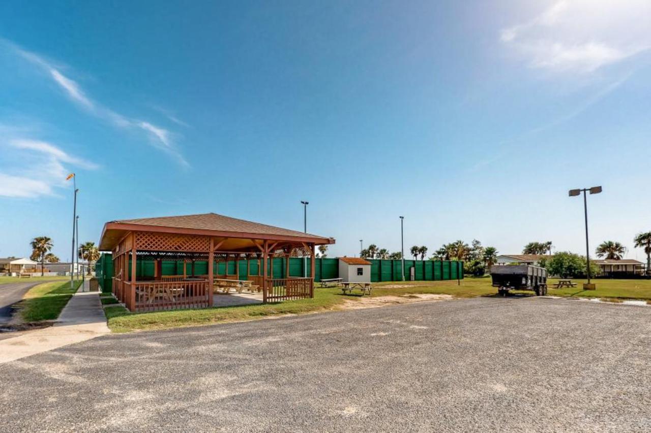 Long Island Village Unit 347 Port Isabel Exteriör bild